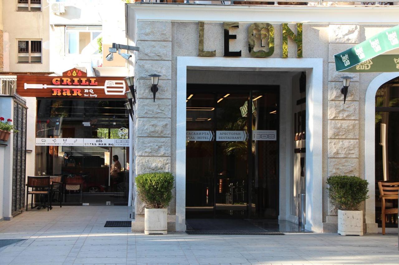 Leon Boutique Hotel スフミ エクステリア 写真