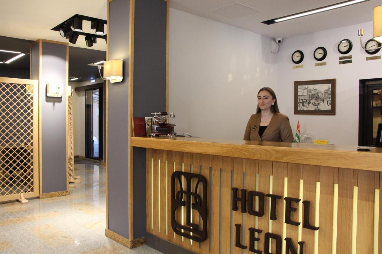 Leon Boutique Hotel スフミ エクステリア 写真