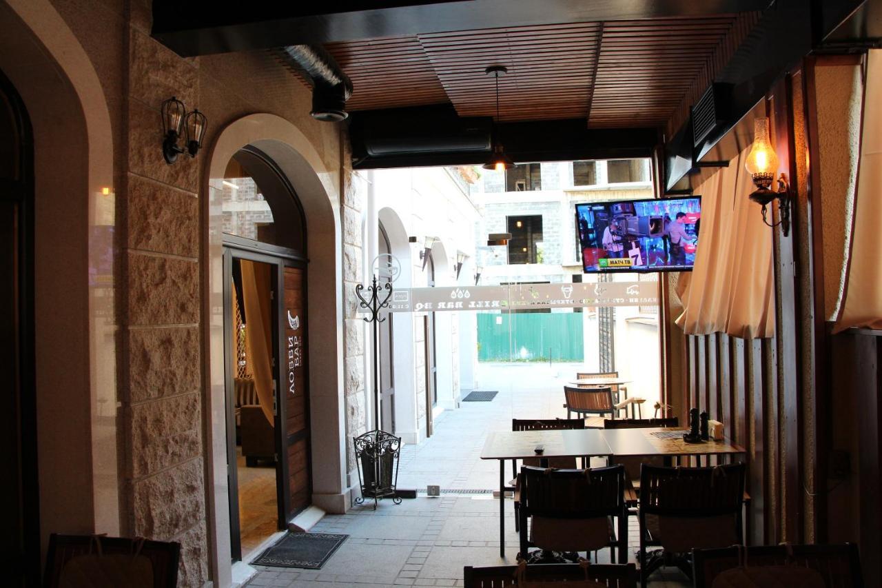 Leon Boutique Hotel スフミ エクステリア 写真