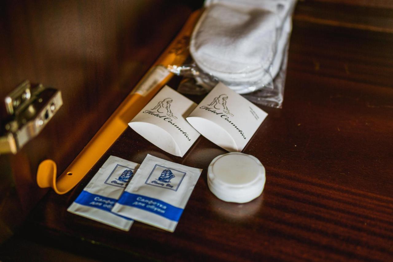 Leon Boutique Hotel スフミ エクステリア 写真