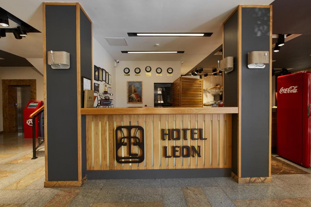 Leon Boutique Hotel スフミ エクステリア 写真