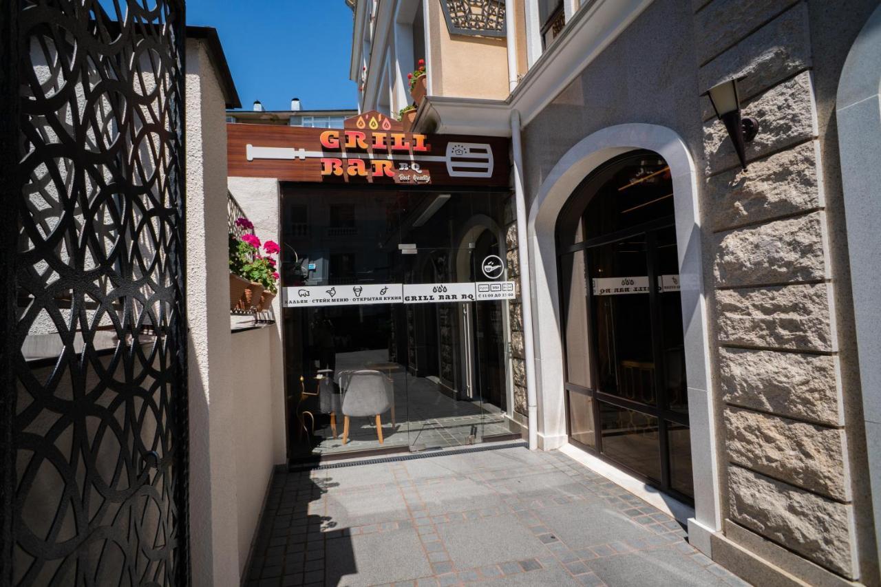 Leon Boutique Hotel スフミ エクステリア 写真